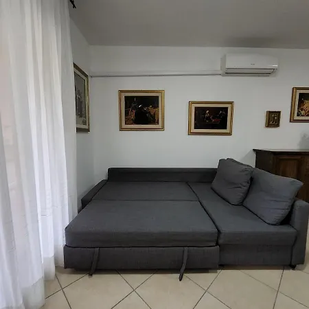 Montesilvano Beach Apartment アパート *